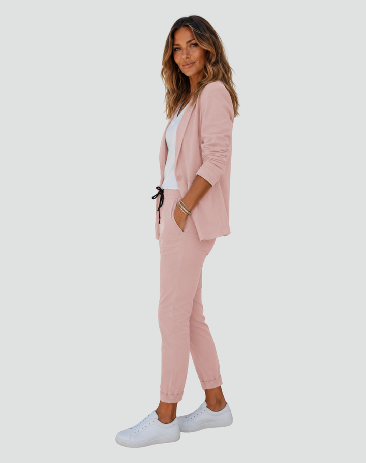 Wygodny sportowy garnitur damski blazer i spodnie jogger