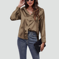 Satijnen blouse met lange mouwen en kraag