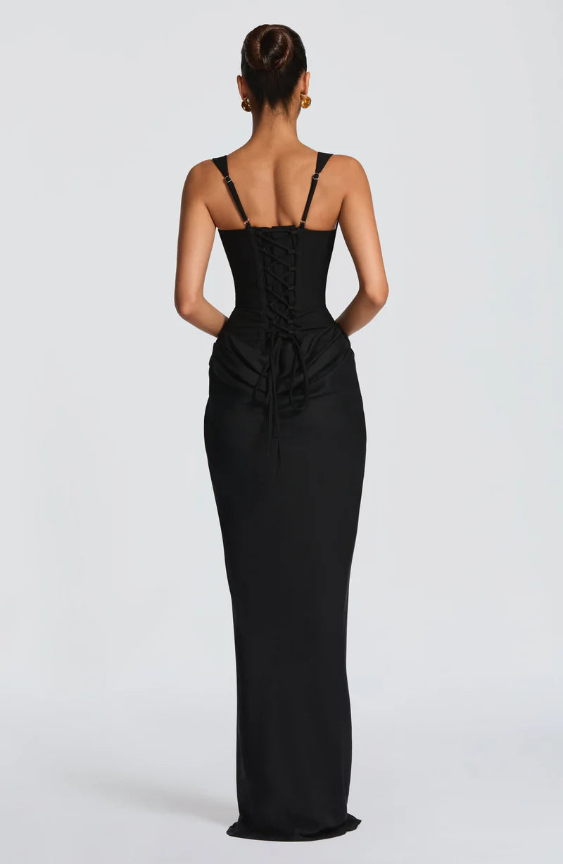 Robe maxi noire corsetée avec dos nu
