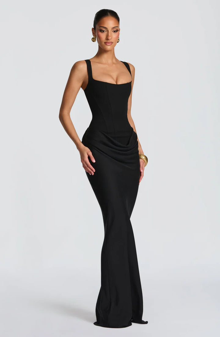 Robe maxi noire corsetée avec dos nu