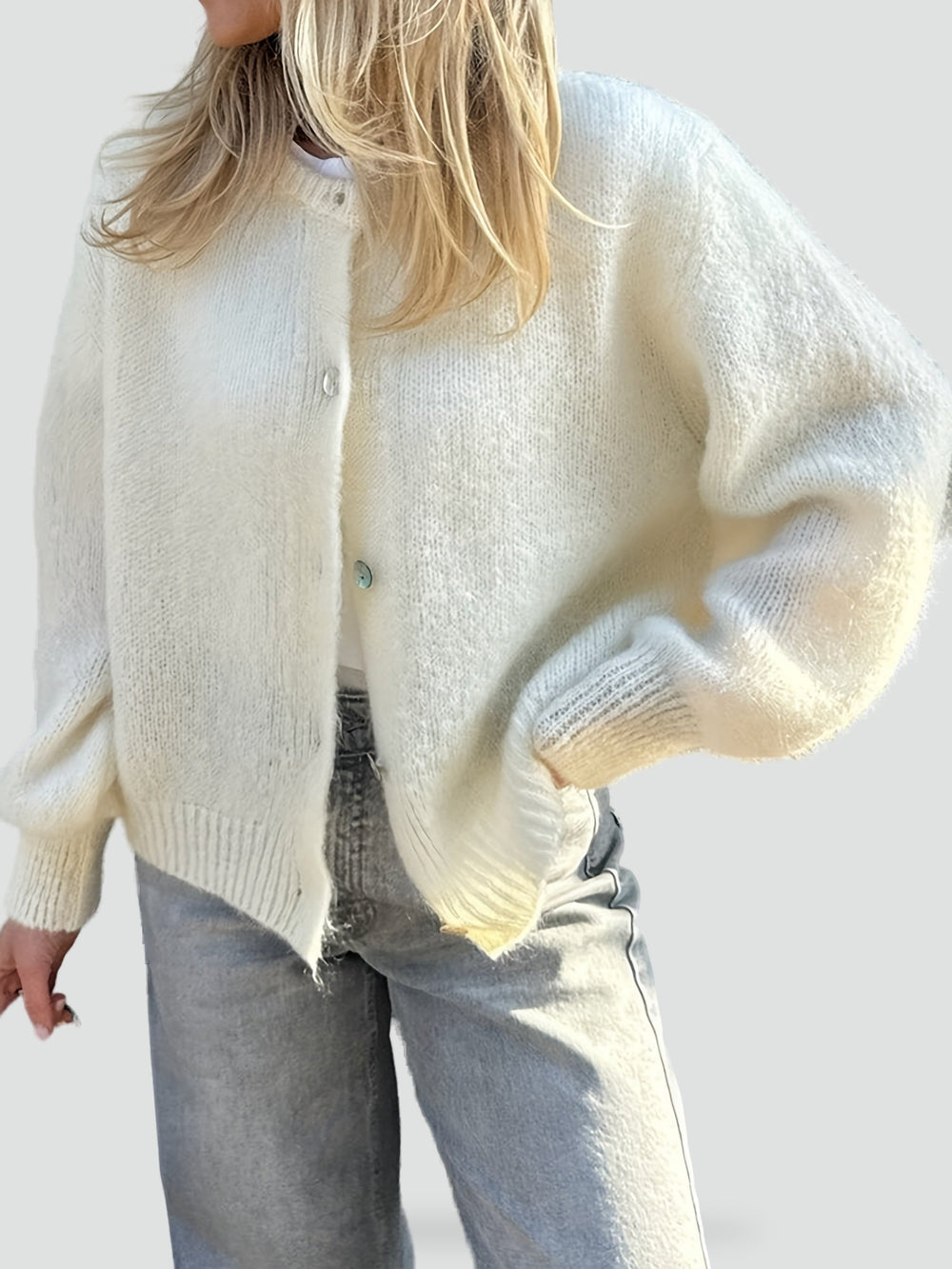 Cardigan classique pour femme avec boutons et encolure ronde