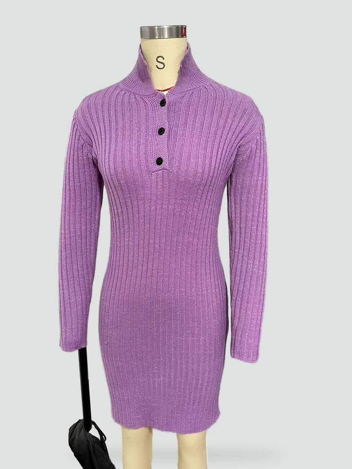 Elegante midi-jurk van geribde gebreide stof voor een bruiloft