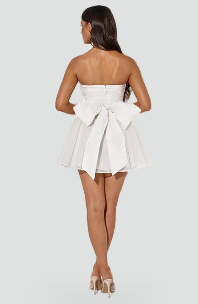 Elegante damesjurk met glinsterend effect