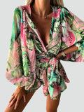 Zomerse damesovergooier boho met bloemen, overslag en lange mouwen