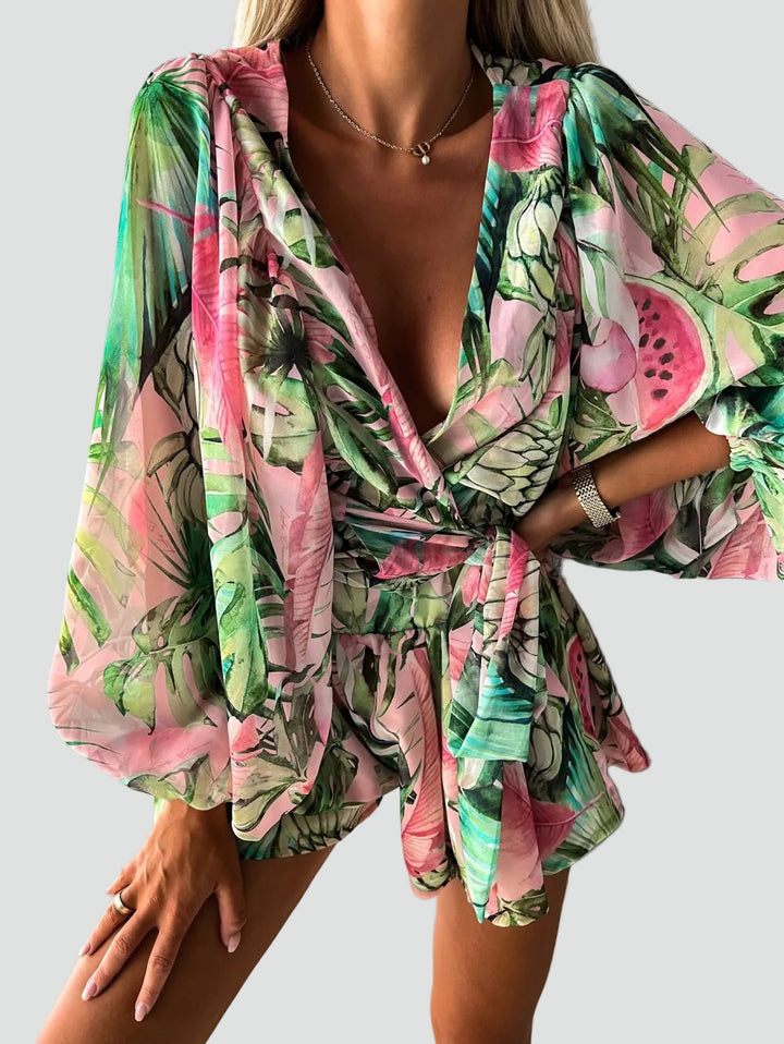 Zomerse damesovergooier boho met bloemen, overslag en lange mouwen