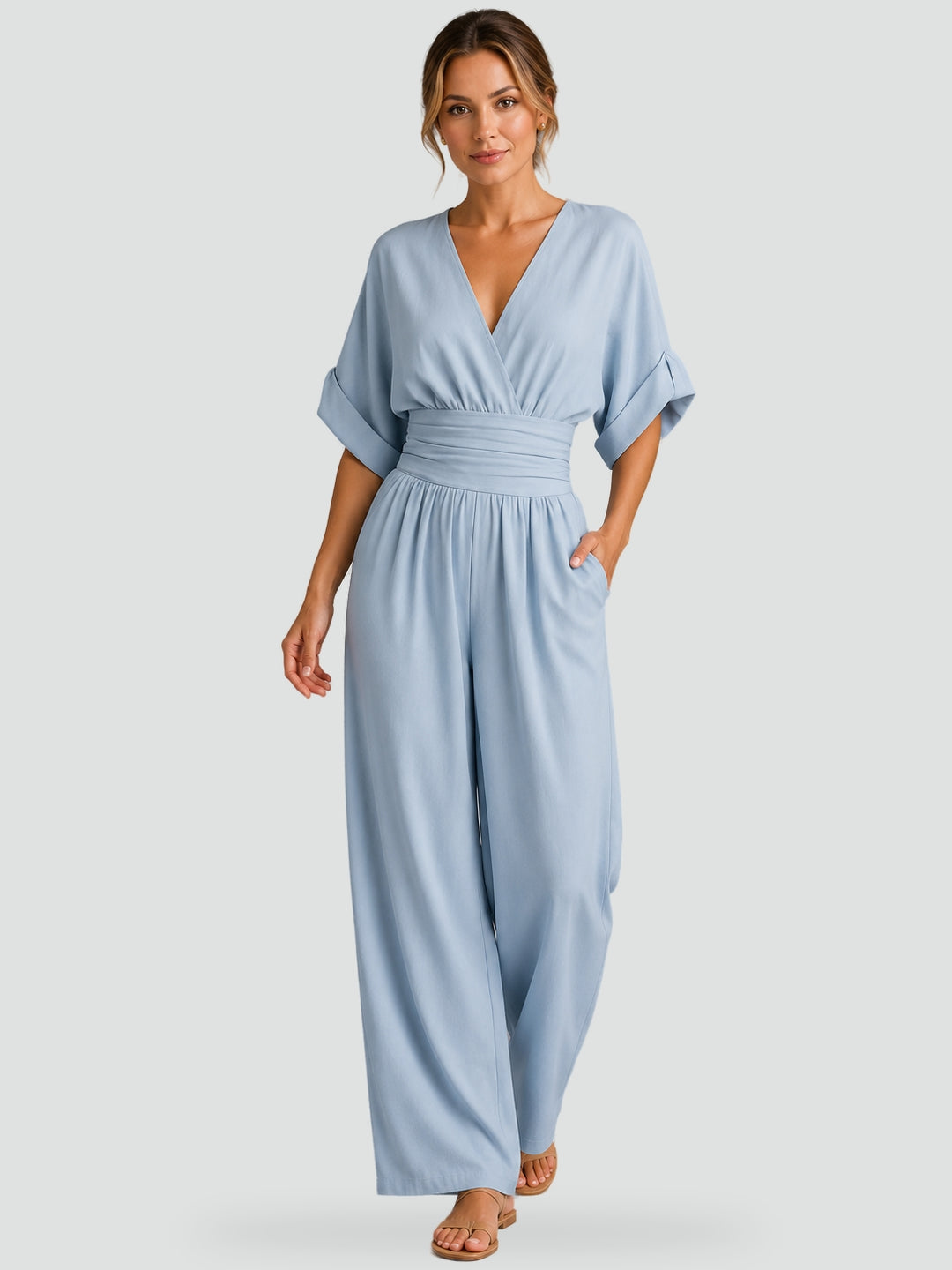 Jumpsuit met wijde pijpen en een riem in de taille voor een perfecte getailleerde look