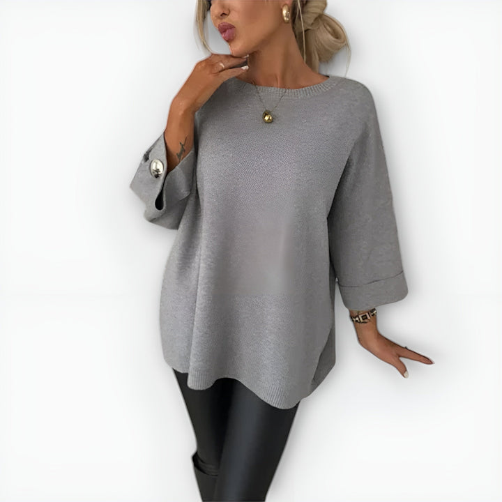 Luźny sweter damski oversize z rękawem 3/4 i guzikami – Szary
