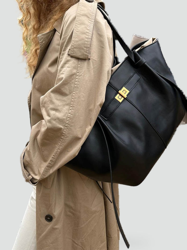 Sac cabas pour femme au design élégant et à la taille pratique