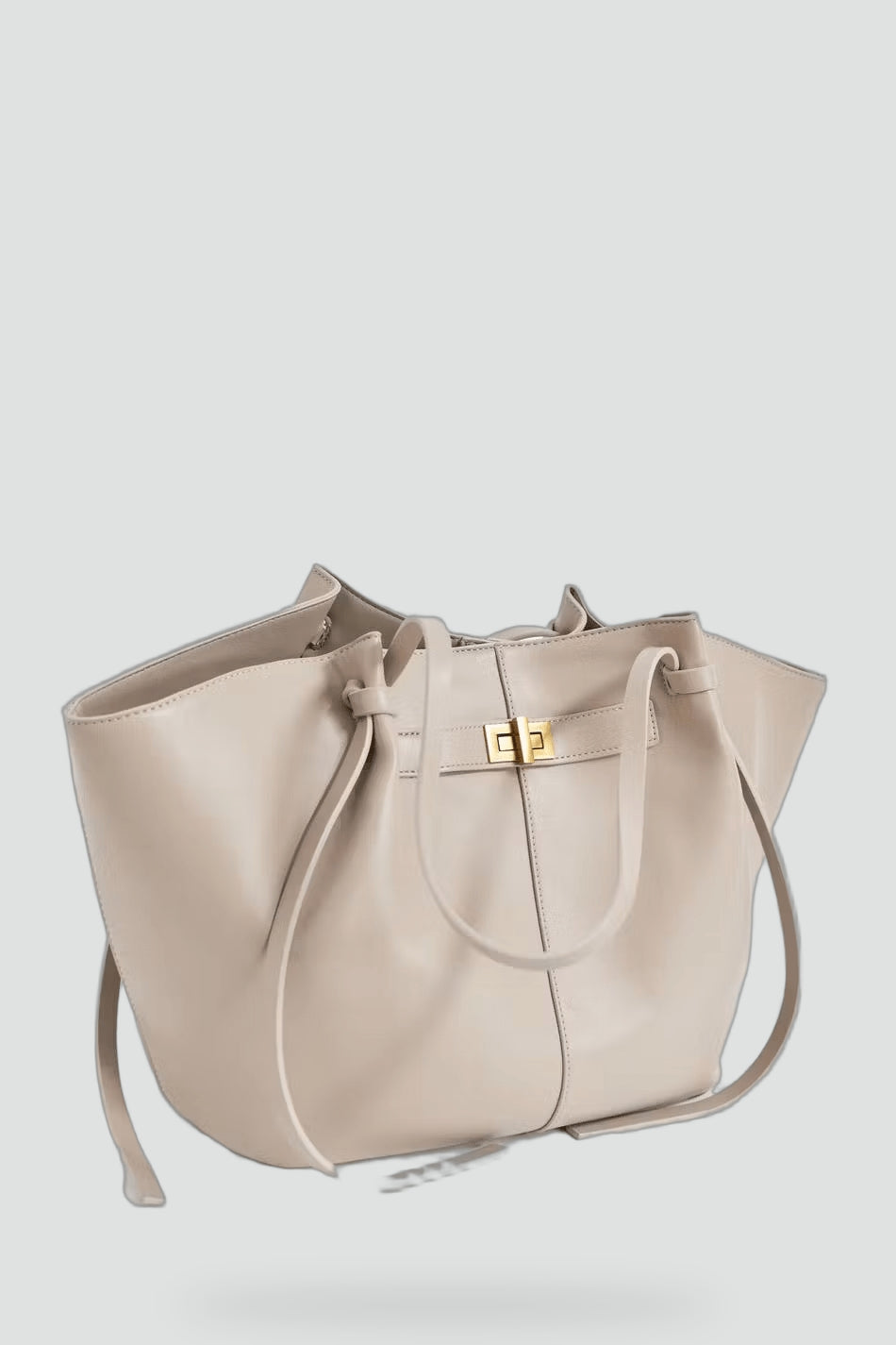 Sac cabas pour femme au design élégant et à la taille pratique