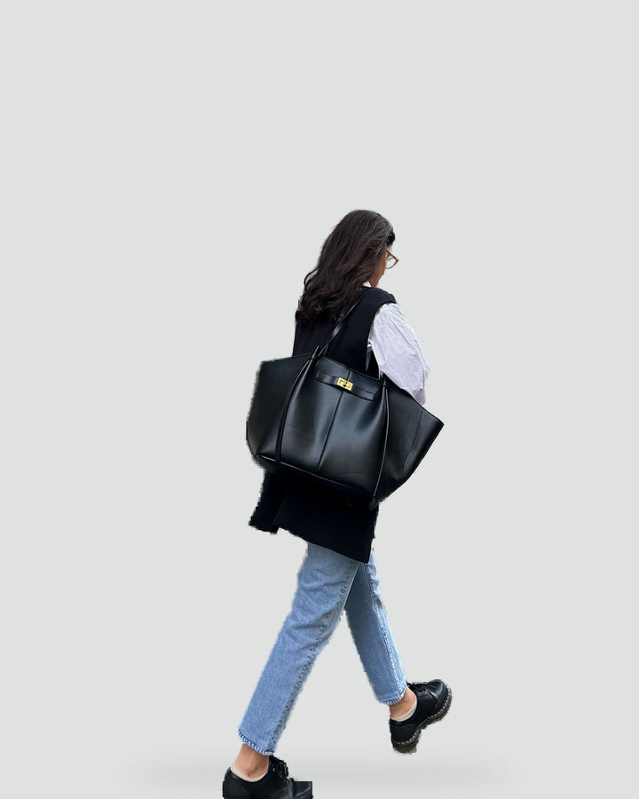 Sac cabas pour femme au design élégant et à la taille pratique