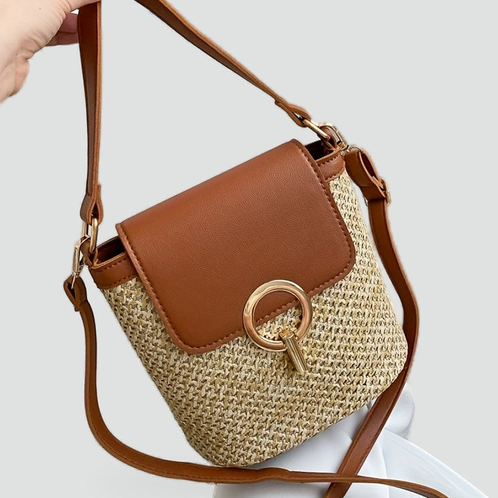 Crossbodytas met vlechtwerk en metalen gesp